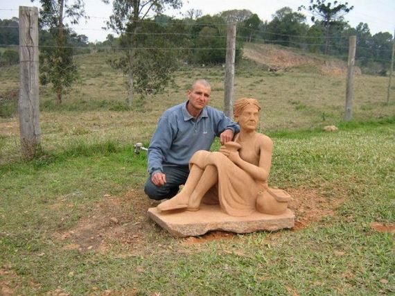 sculpture_made_of_stone