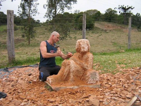 sculpture_made_of_stone
